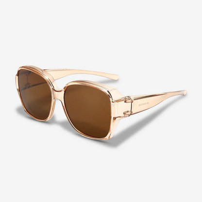 Lunettes de soleil polarisées pour femmes portant des lunettes